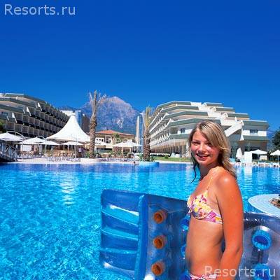Queens Park Resort 10